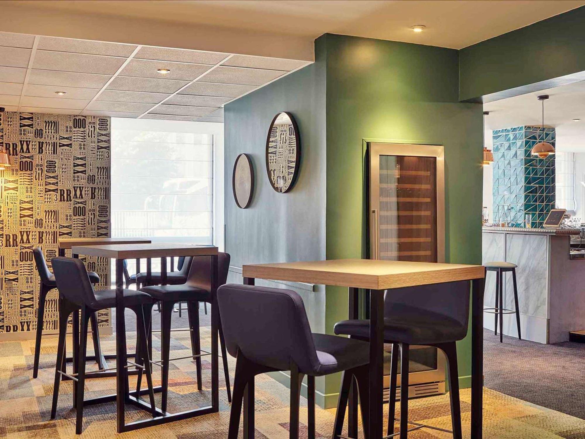 Mercure Paris Porte D'Orleans Монруж Екстер'єр фото